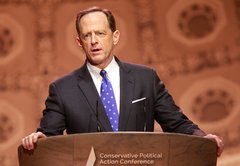 Pat Toomey's bank and fact vs. fiction in this noisy US Senate race