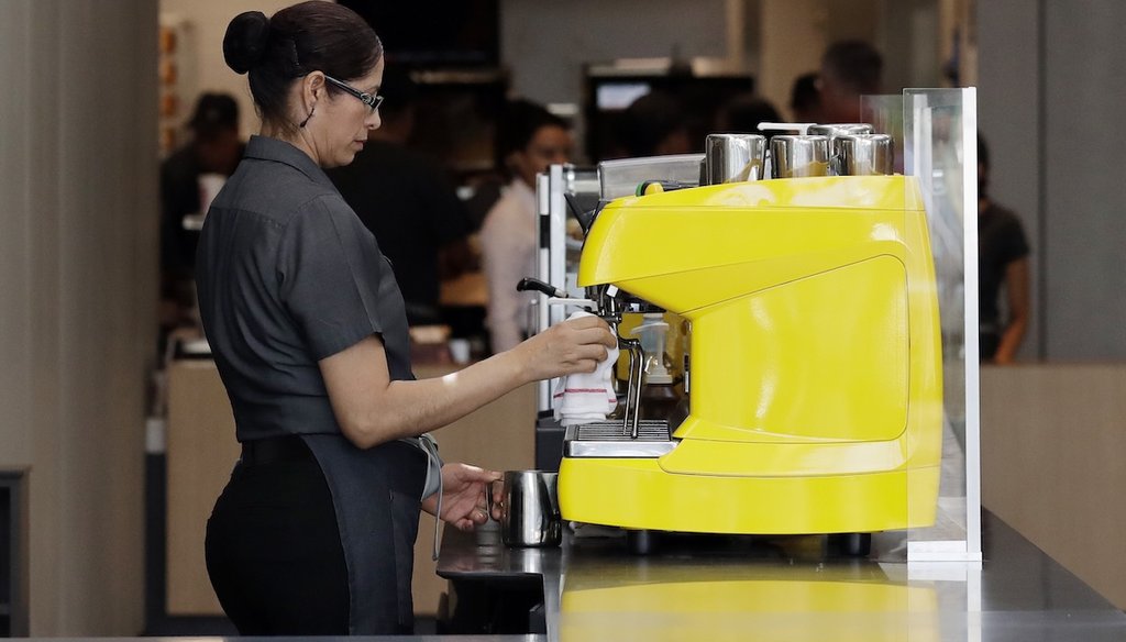 A McDonald's employee in Chicago in 2018. (AP)