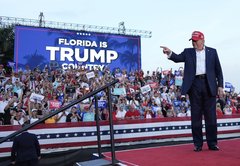 Fact-checking Donald Trump on immigration, economy in first postdebate rally in Doral, Florida