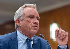 RFK Jr. ended COVID vaccine recommendation for kids, pregnant women. What do facts show about risk?
