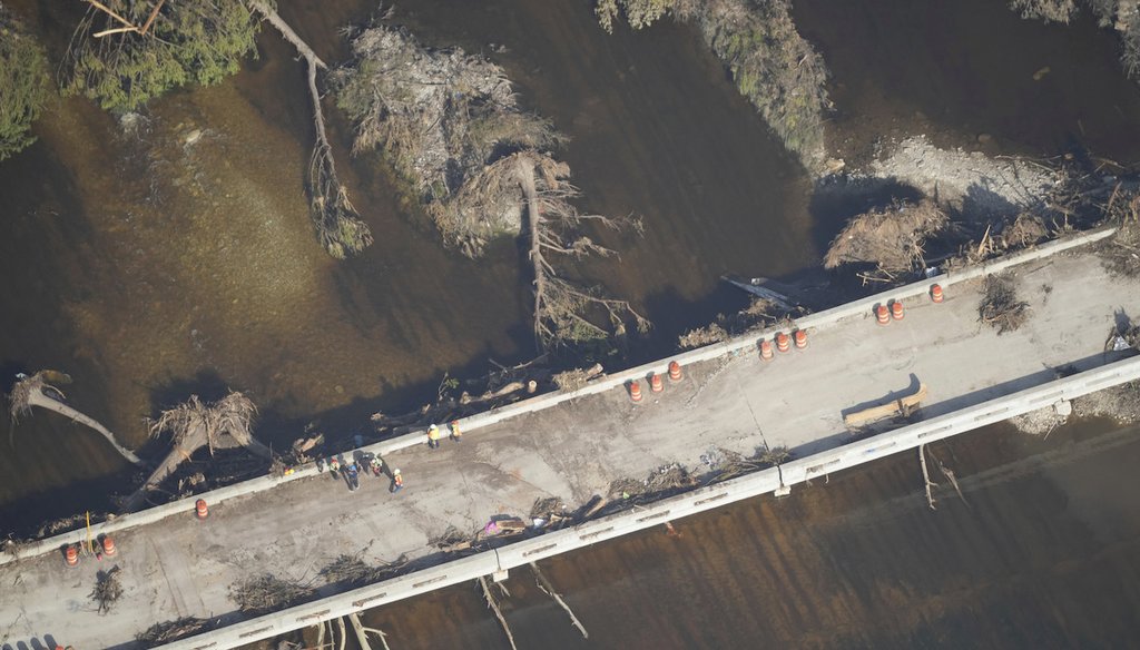 Esta fotografía aérea muestra los daños en Ingram, Texas, causados por las inundaciones a lo largo del río Guadalupe el 10 de julio de 2025. (AP)