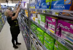 Is the titanium dioxide in tampons toxic?