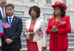 Have U.S. Rep. Maxine Waters and President Donald Trump made statements that encourage violence? 