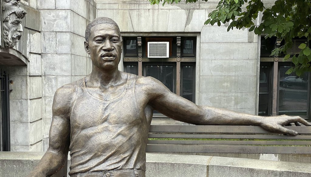 A 700-pound bronze statue of George Floyd is seen in Newark, N.J., 6/22/21 (STRF/STAR MAX/IPx via AP)
