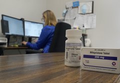 Ask PolitiFact: What would the end of Roe mean for access to abortion pill?