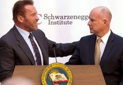 Arnold Schwarzenegger pumps up California’s clean energy debate