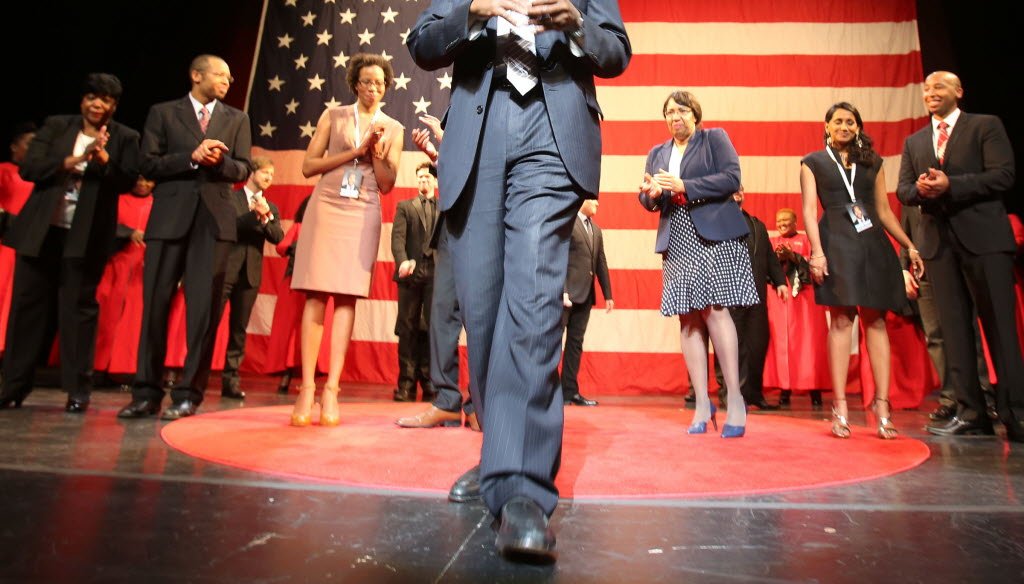Retired neurosurgeon Ben Carson, a Republican, mad his presidential bid official at Detroit's Music Hall on May 4, 2015. (AP photo)