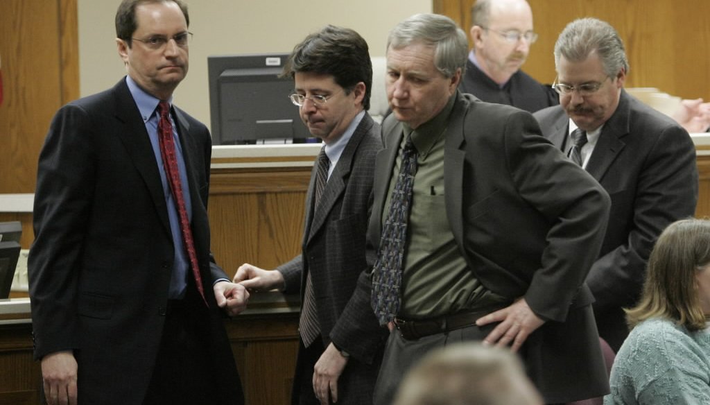 Defense attorneys Jerome Buting (left to right) and Dean Strang, along with prosecutors Thomas Fallon and Kenneth Kratz, during Steven Avery's murder trial in Chilton, Wis., in March 2007. (Milwaukee Journal Sentinel photo)