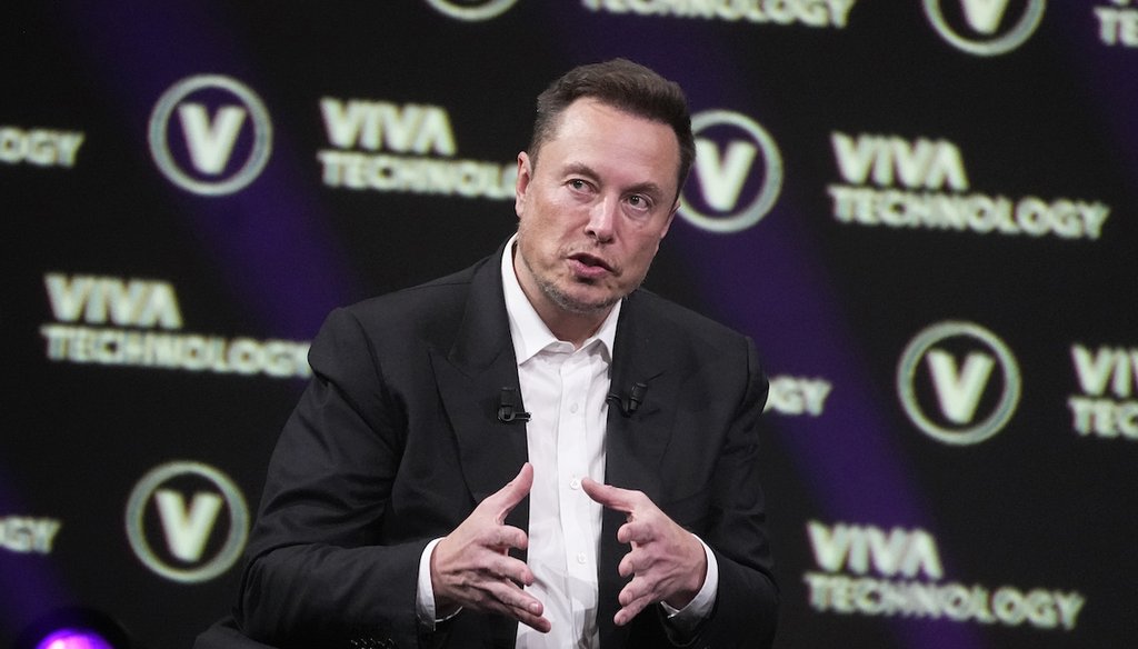 Elon Musk, propietario de X y director general de Tesla, habla en la feria Vivatech, el 16 de junio de 2023, en París. (AP)