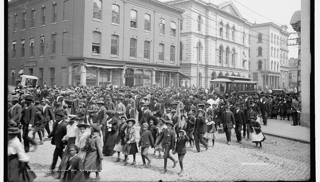 A photo archived in the Library of Congress is said to show a 1905 celebration of emancipation in Richmond, Va.