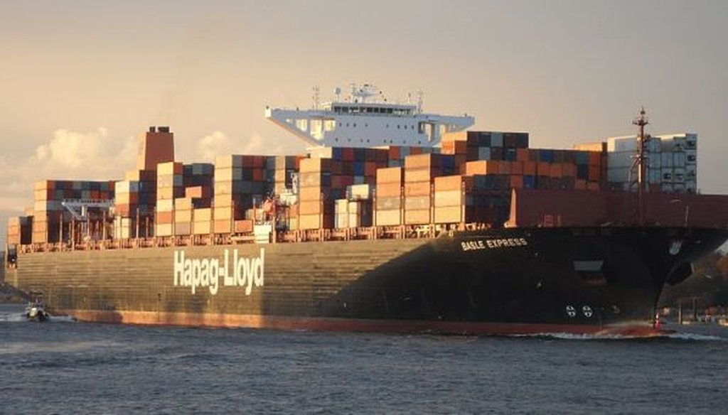 The German container vessel Basle Express approaches the port of Hamburg. (Wikimedia commons)