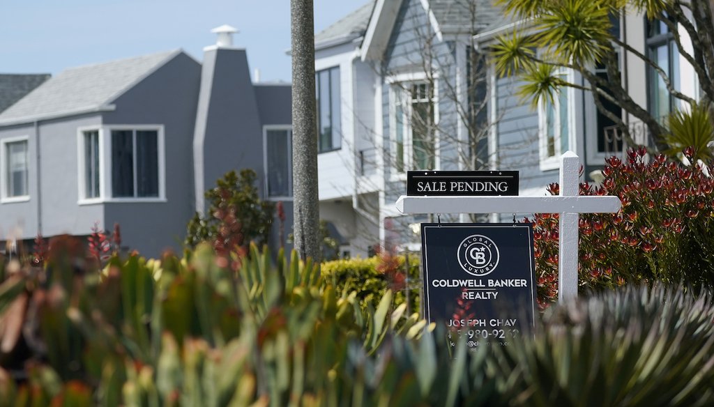 A sale pending sign hangs in front of a property in San Francisco, April 18, 2023. (AP)