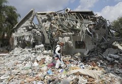Amid images and news of actual war, false and misleading claims about Israel-Hamas thrive