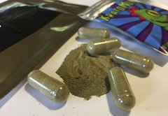 What are kratom’s uses and risks and how are states regulating it?