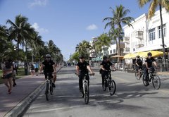 Fact-checking a Miami Beach Commissioner’s statement about coronavirus and first responders