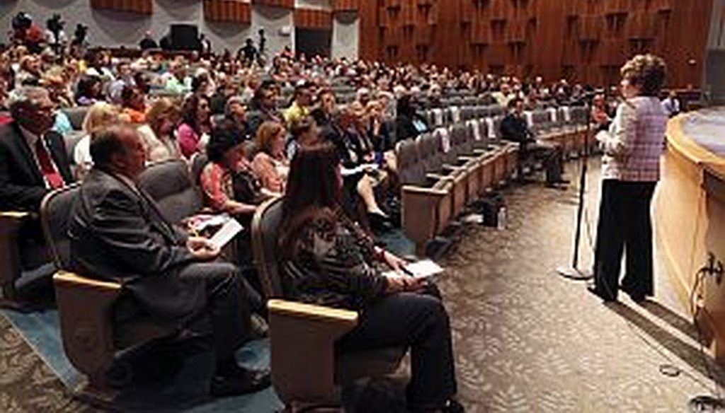 Former State Sen. Nan Rich addresses a meeting about children's issues at Broward College South Campus. (Miami Herald photo)