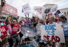 Fact-checking 5 claims in the final Supreme Court ruling on Roe v. Wade