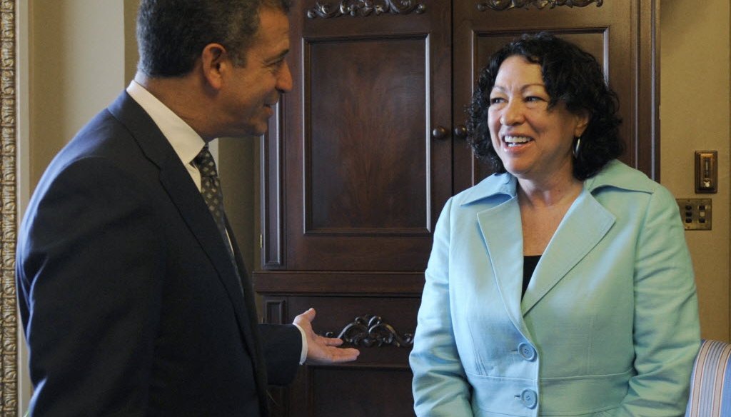 Then-U.S. Sen. Russ Feingold, a Democrat from Wisconsin, meets Sonya Sotomayor soon after her nomination to the U.S. Supreme Court, in this 2009 photo. (Associated Press)