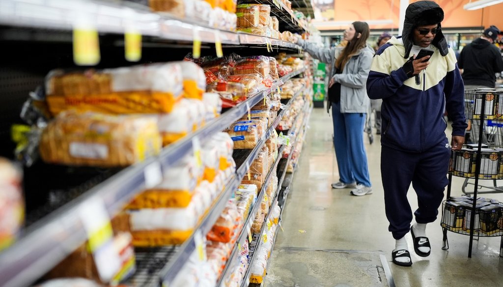 Shoppers buy groceries Jan. 21, 2026, in Nashville, Tenn., ahead of a winter storm expected to hit the state over the weekend. (AP)