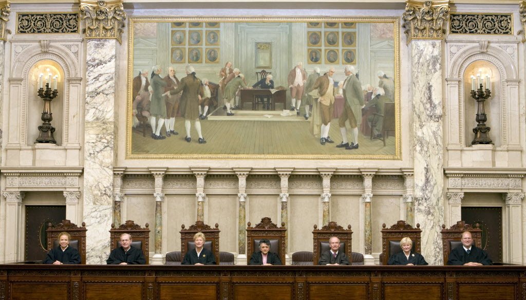A majority vote of the seven Wisconsin Supreme Court justices, rather than seniority, would determine which justice serves as the chief, under a referendum being put to voters on April 7, 2015.