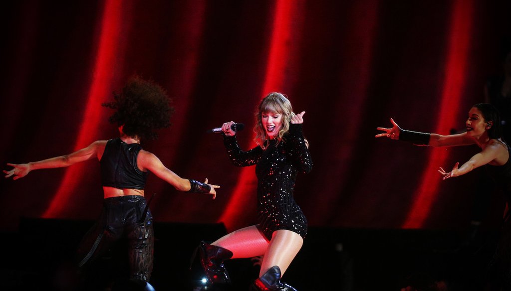 Taylor Swift performs at Raymond James Stadium during the Reputation Stadium Tour on Aug. 14, 2018, in Tampa. (Tampa Bay Times)