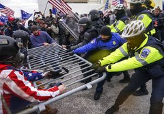 Ask PolitiFact: Did Capitol Police let mob of Trump supporters in?