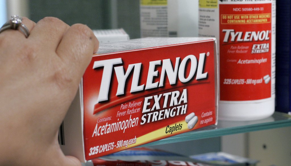 Tylenol Extra Strength in Palo Alto, Calif., on June 30, 2009. (AP)