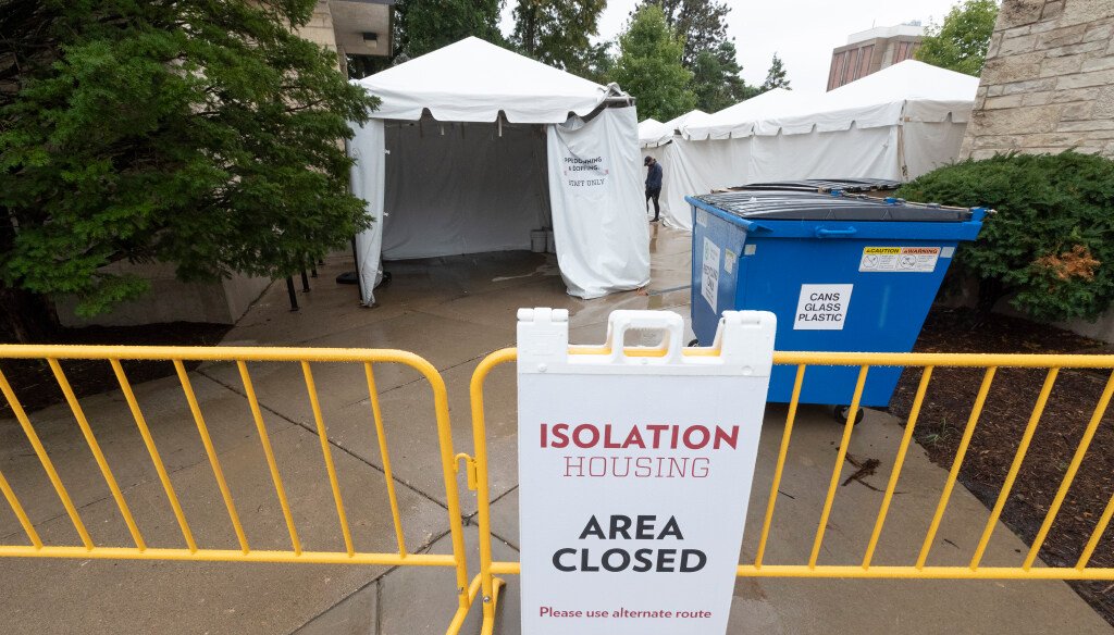 Citing rapidly rising COVID-19 cases including two straight days in which one in five student tests came back positive, University of Wisconsin-Madison Chancellor Rebecca Blank locked down UW-Madison's campus for two weeks (Mark Hoffman/MJS)