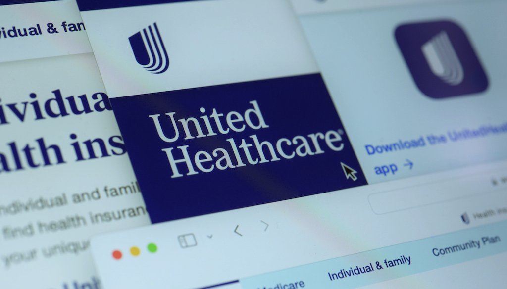 Las páginas del sitio web de United Healthcare se muestran en una pantalla de computadora en Nueva York el 29 de febrero de 2024.