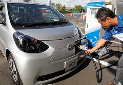 New electric vehicle tax credit rules aim to reduce dependence on China, but present new obstacles