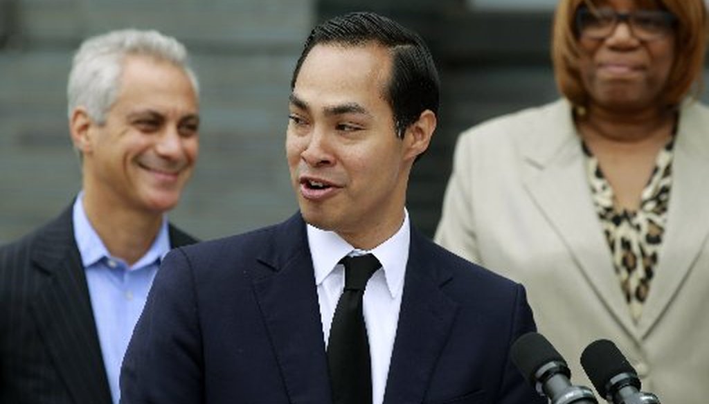 Julián Castro, shown here at a Chicago event, recently declared that less than half of the poorest Americans have home Internet subscriptions (AP photo).