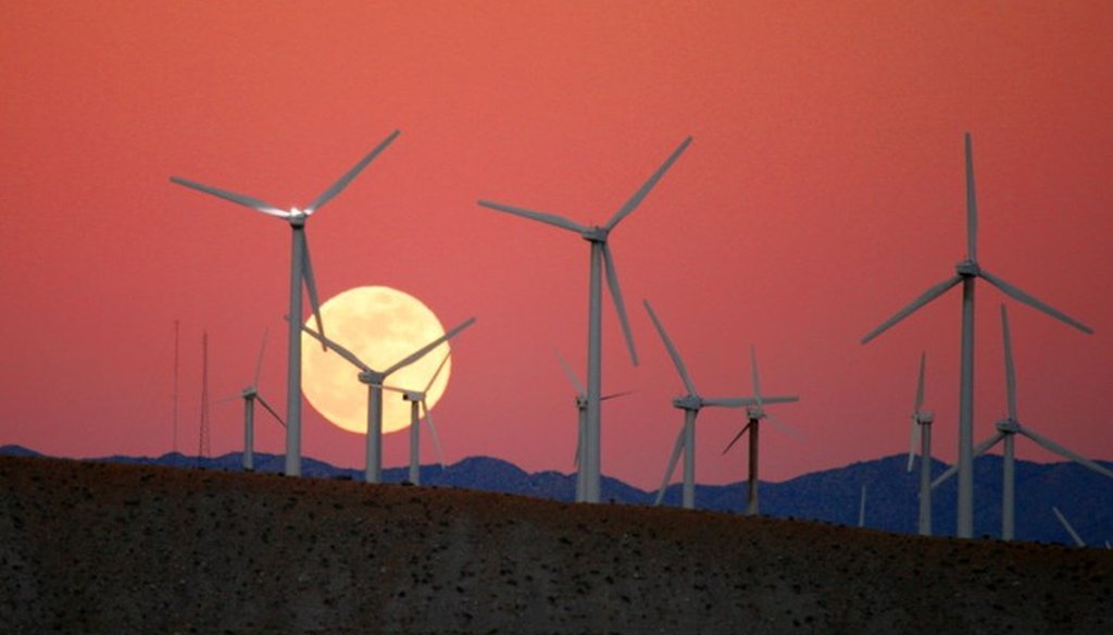 State officials claim California is home to more than 500,000 clean energy jobs. Photo by Chuck Coker