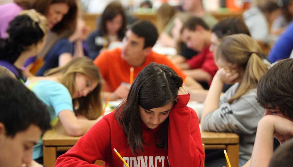 Florida high school students prepare for statewide exams. (2010 Tampa Bay Times photo)