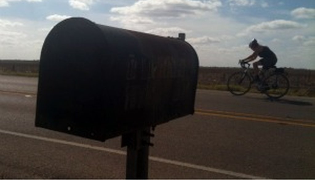 Mailbox in sunshine, Texas trail, November 2011 (W. Gardner Selby photo).