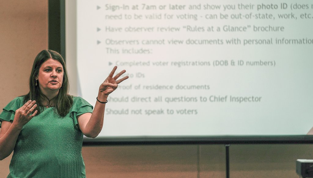 Claire Woodall, the former executive director of the Milwaukee Election Commission, teaches a class to poll workers Oct. 22, 2022, in Milwaukee. (AP)