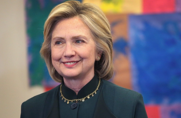 Democratic presidential hopeful and former Secretary of State Hillary Clinton arrives for a meeting with parents and child care workers at the Center for New Horizons in Chicago on May 20, 2015.