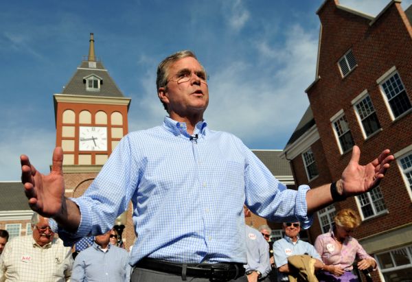 Republican presidential candidate Jeb Bush speaks to supporters in Pella, Iowa on June 17, 2015. (Steve Pope/Getty Images)
