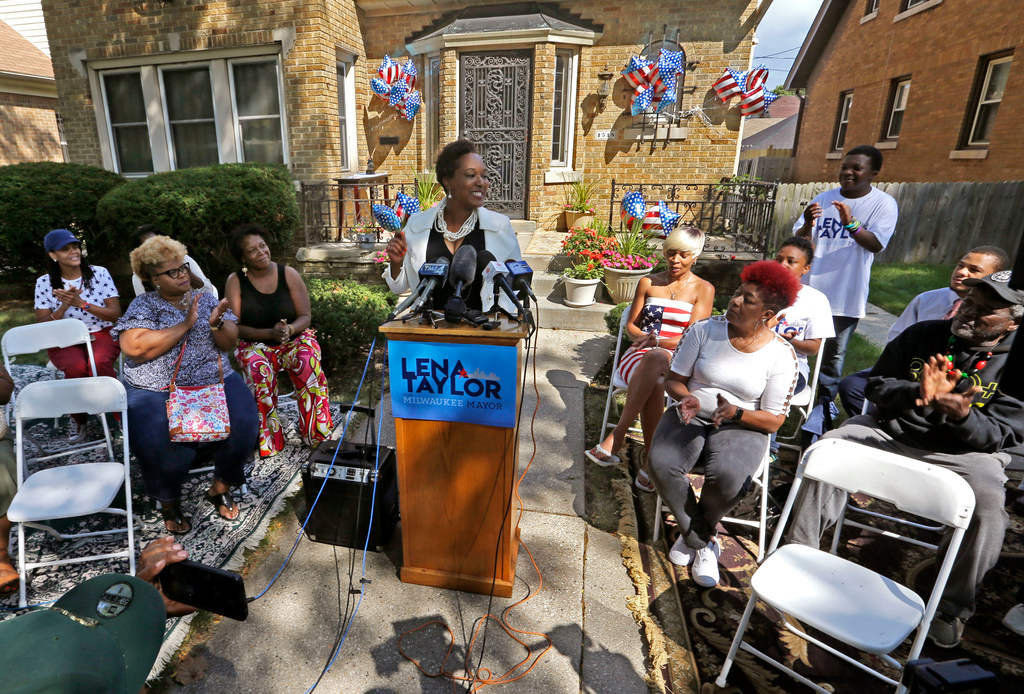 With supporters and friends at her side, State Sen. Lena Taylor announces her candidacy for Milwaukee Mayor from her home Tuesday, September 3, 2019 (Milwaukee Journal Sentinel photo)