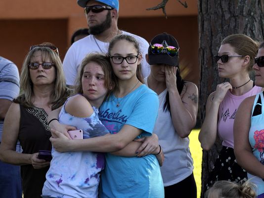 A vigil was held after the school shooting in Santa Fe, Texas, that left 10 people dead. (EPA/EFE)