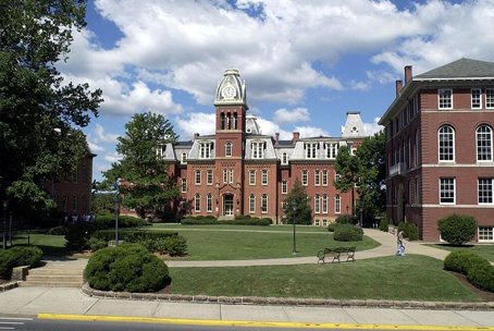 Woodburn Hall on the West Virginia University campus. (Wikimedia Commons)