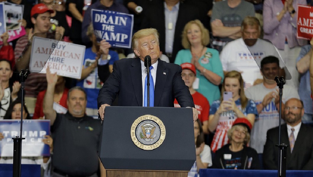 President Donald Trump called Obamacare a "nightmare" at a rally in Youngstown, Ohio days before the Senate rejected repeal. (AP)